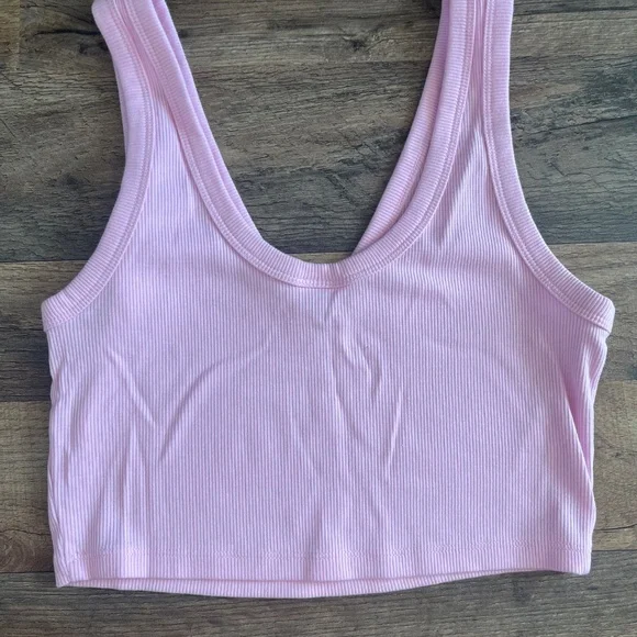 Top - Picture 2 of 3